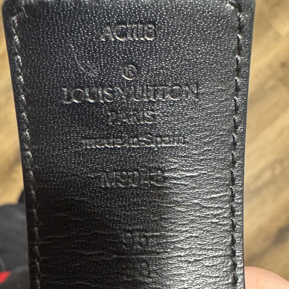 Louis Vuitton monogram reversible belt
